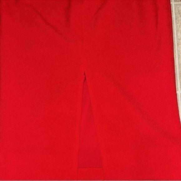 Dress The Population Red One Shoulder Midi
Dress(Size Small) - Picture 9 of 9